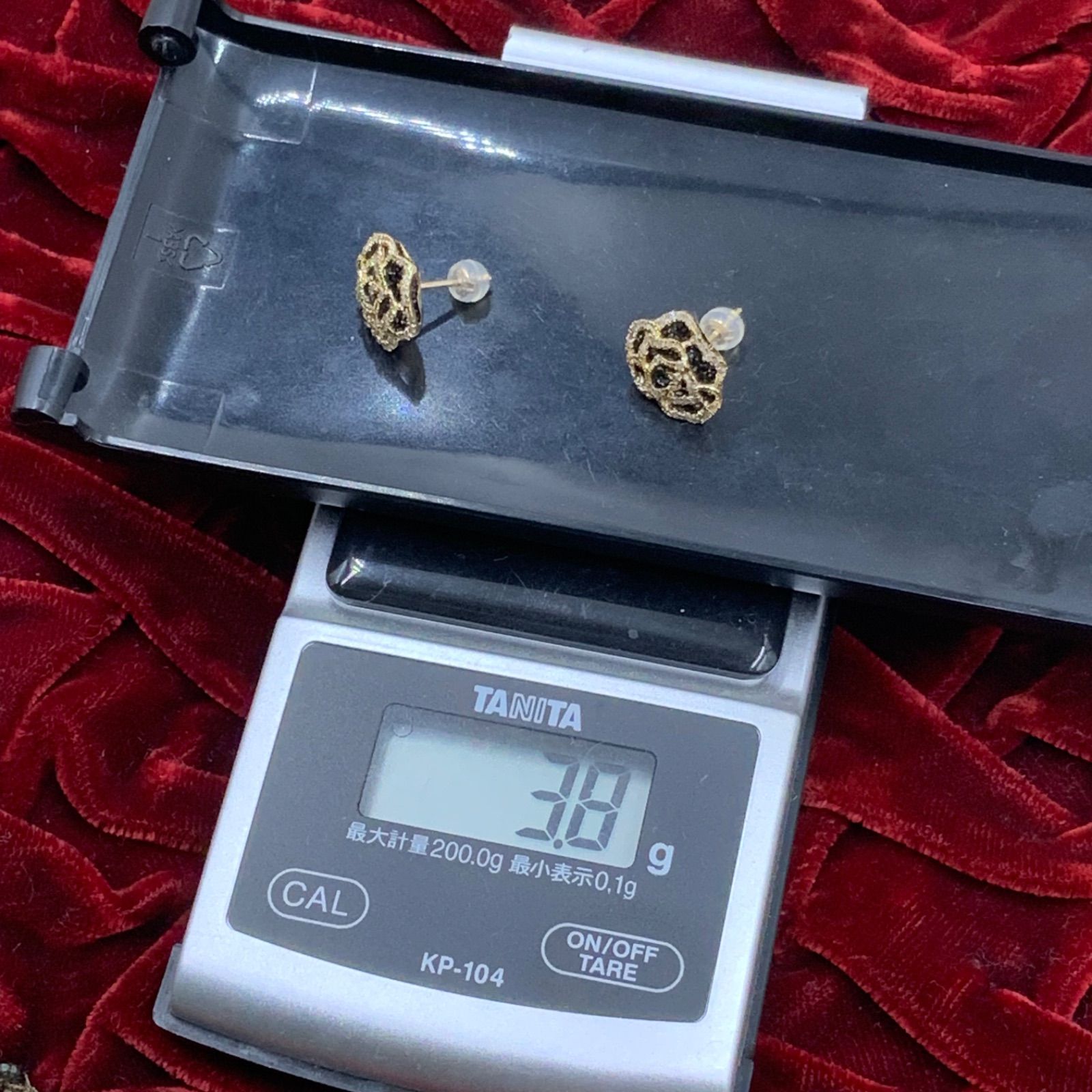 K18YG ダイヤモンド ピアス 3.8g D0.5ct - メルカリ