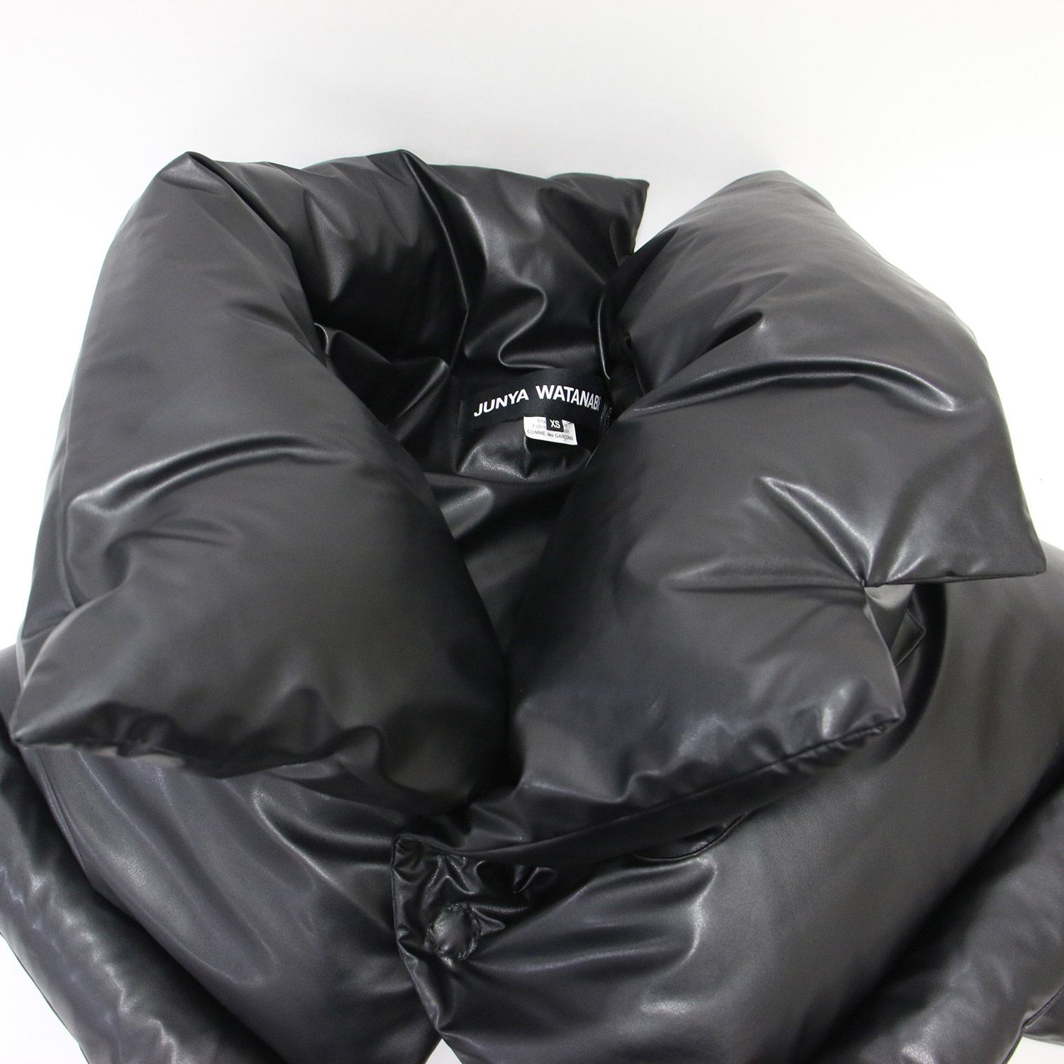 ケープ ブラック