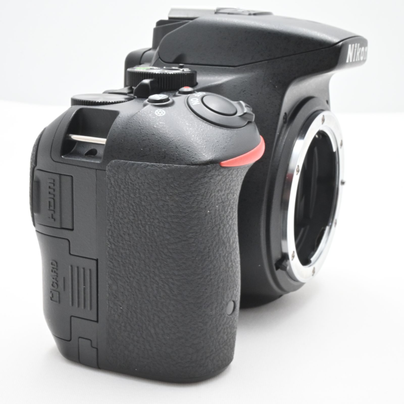 シャッター回数『5252』Nikon デジタル一眼レフカメラ D5500 ボディー ブラック シャッター回数『5252』Nikon デジタル一眼レフカメラ D5500 ボディー