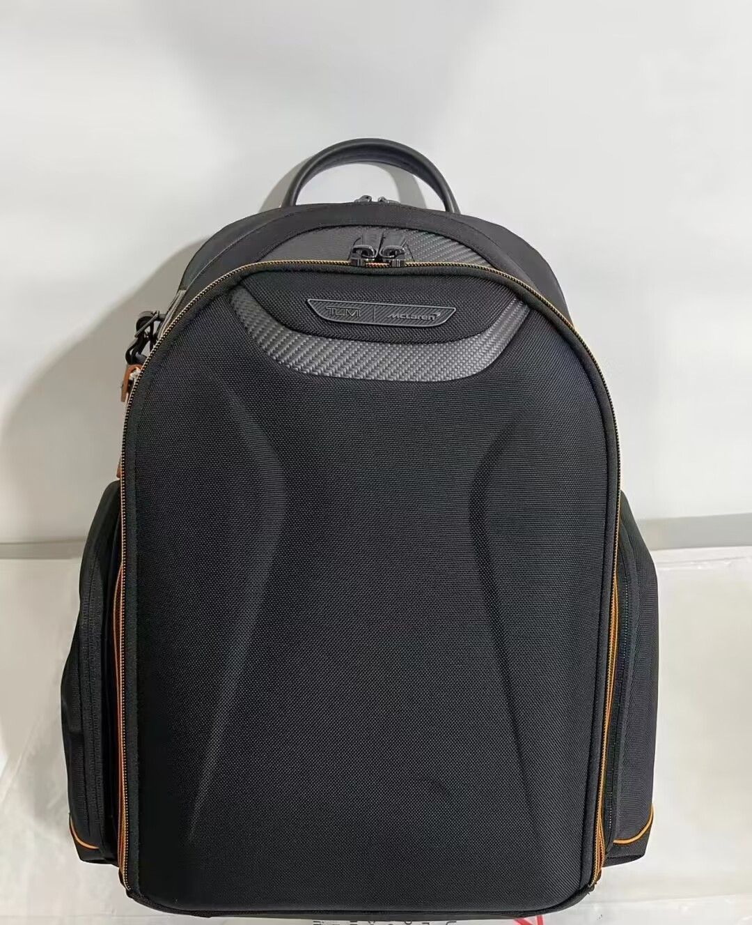 新品未使用トゥミ TUMI MCLAREN ヴェロシティ バックパック