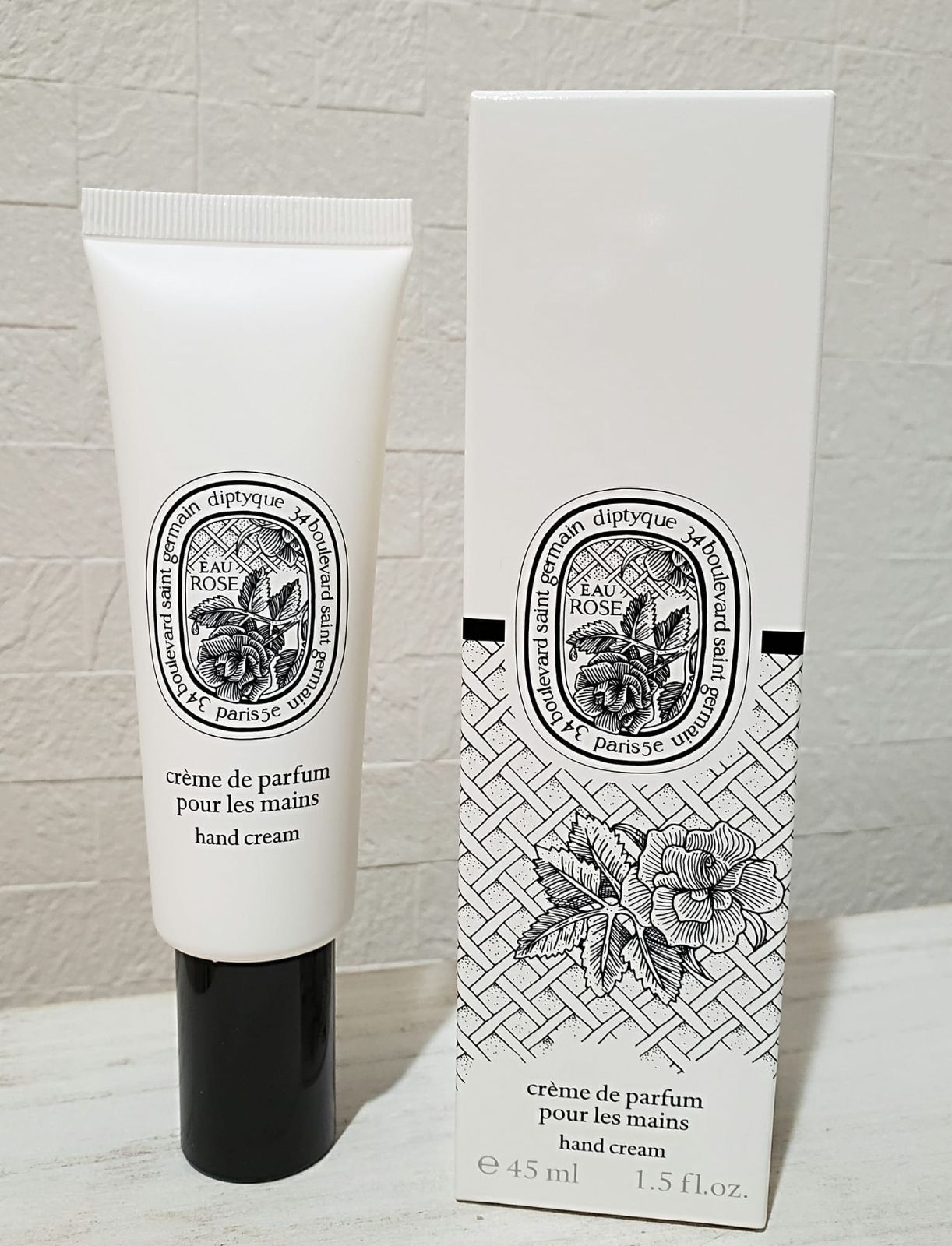 新着 ディプティック - ハンドクリーム Diptyque diptyque ハンドクリーム ディプティック 3本セット オーローズ オーローズ 新品  DIPTYQUE ハンドケア・ハンドクリーム