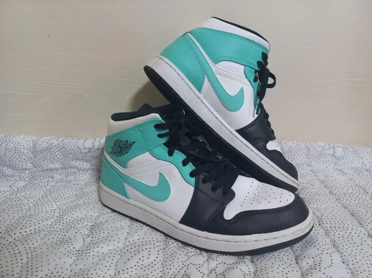 AIR JORDAN RETRO HIGH OG Nike Air Jordan Retro Hi High Og