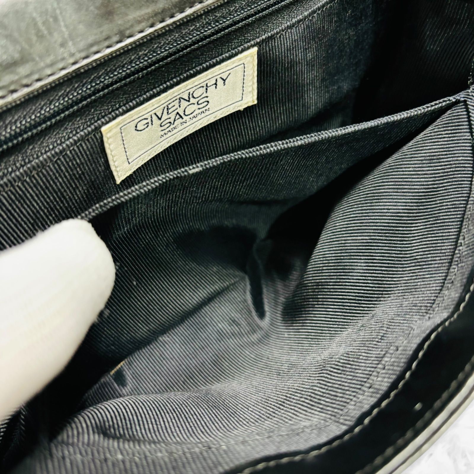 希少 GIVENCHY SACS ジバンシーサックス クラッチバッグ レザー黒 
