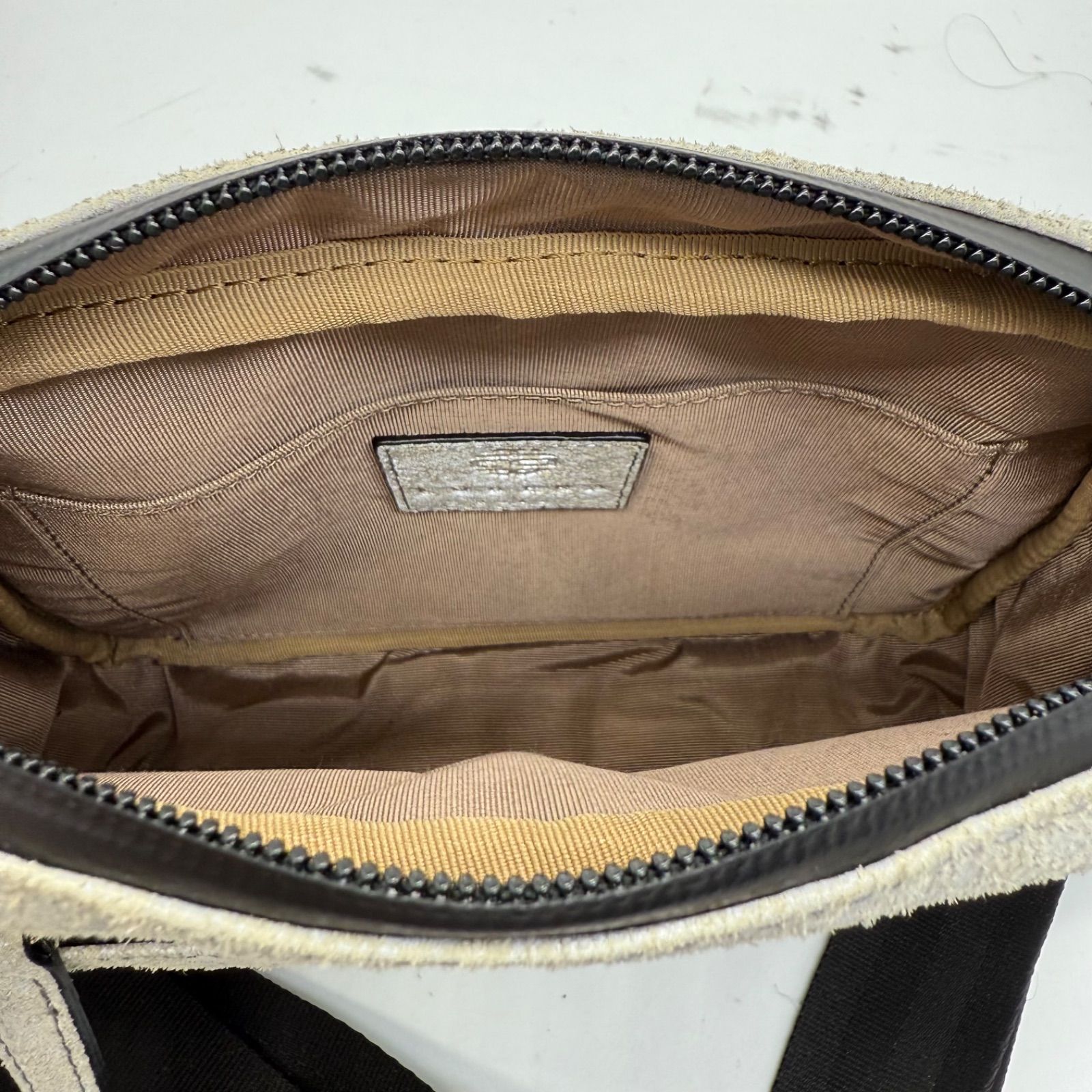 KUBERA 9981 Hybrid series reflector shoulder bag 51364 クベラ