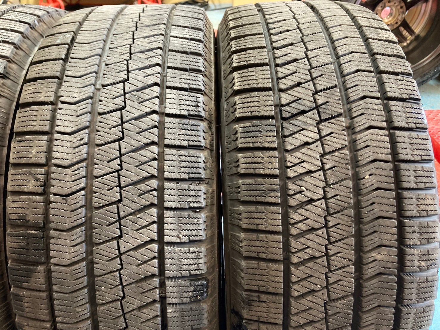 中古スタッドレス Fang 16インチ 6.5j +47 PCD100 ブリヂストン VRX2 205/55R16 2022年 インプレッサスポーツ  - メルカリ