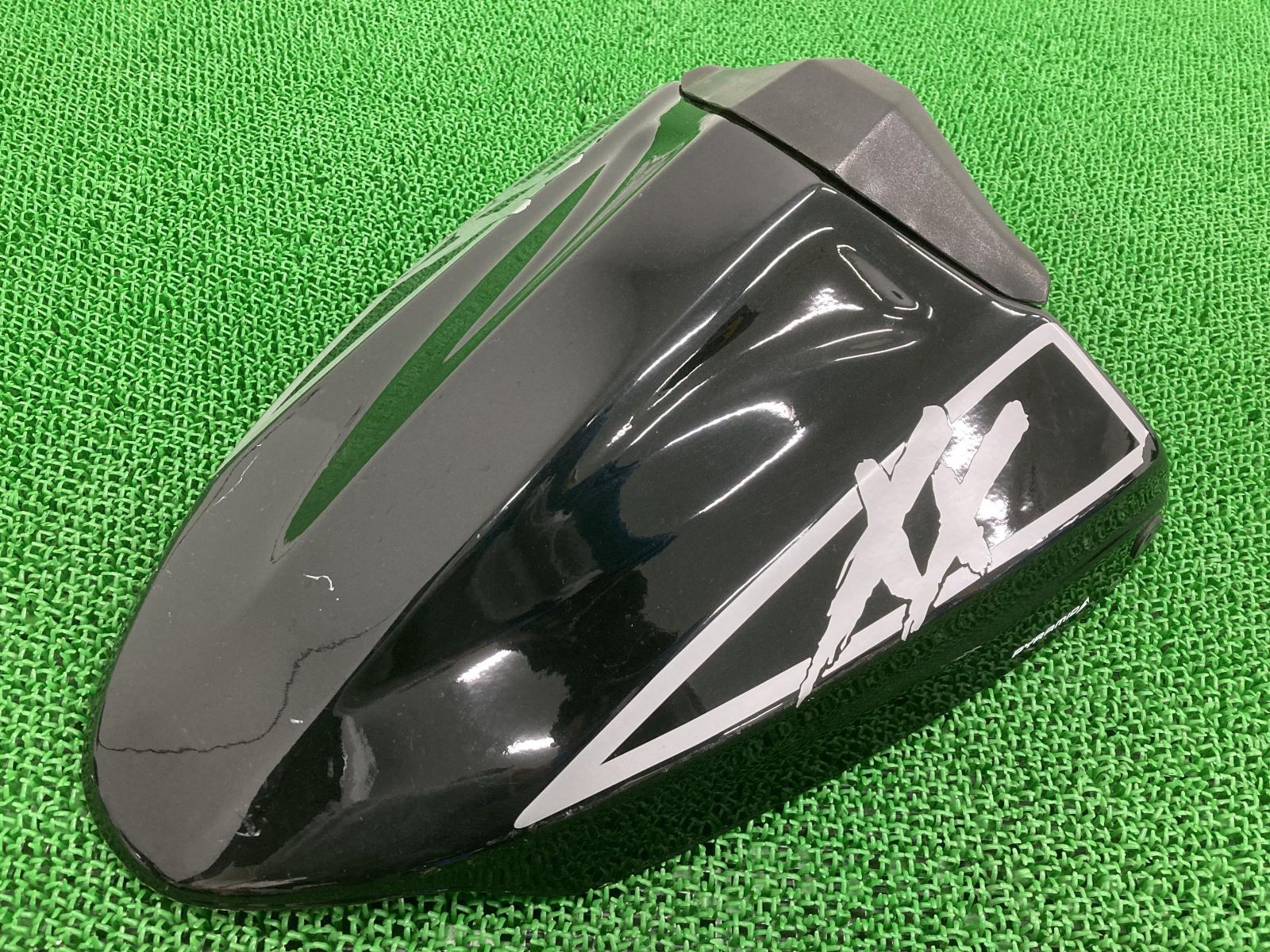 PyramidPlastics製CBR1100XX シングルシートカウル 黒M 社外 中古 SC35 ピラミッドプラスチック スーパーブラックバード 修復素材に