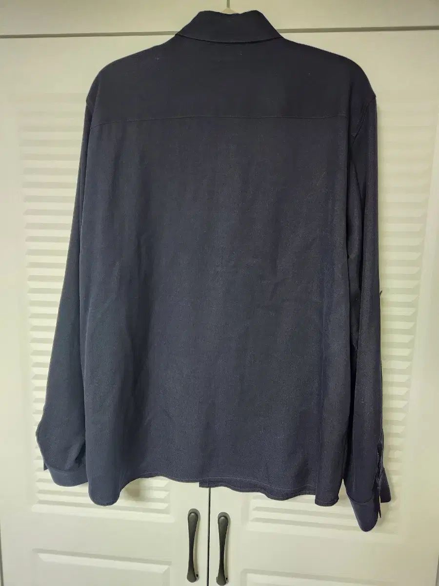 ラルフローレン シルクネイビー シャツ ゴールド ロゴ