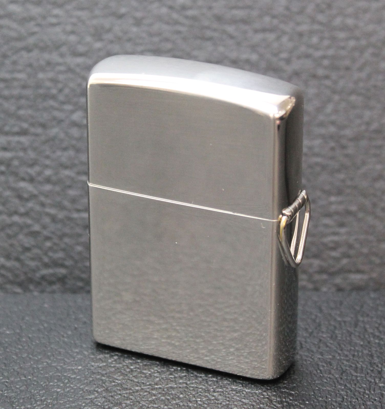 ☆希少 ZIPPO VICTORINOX ビクトリノックス クラシック レッド コラボ 