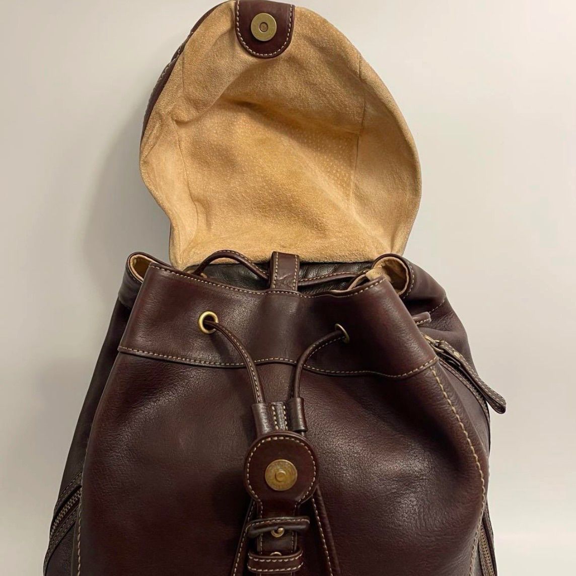 【y】土屋鞄　トーンオイルヌメ ソフトバックパック こげ茶　未使用美品 数量限定色】トーンオイルヌメ ソフトミディアムバックパック