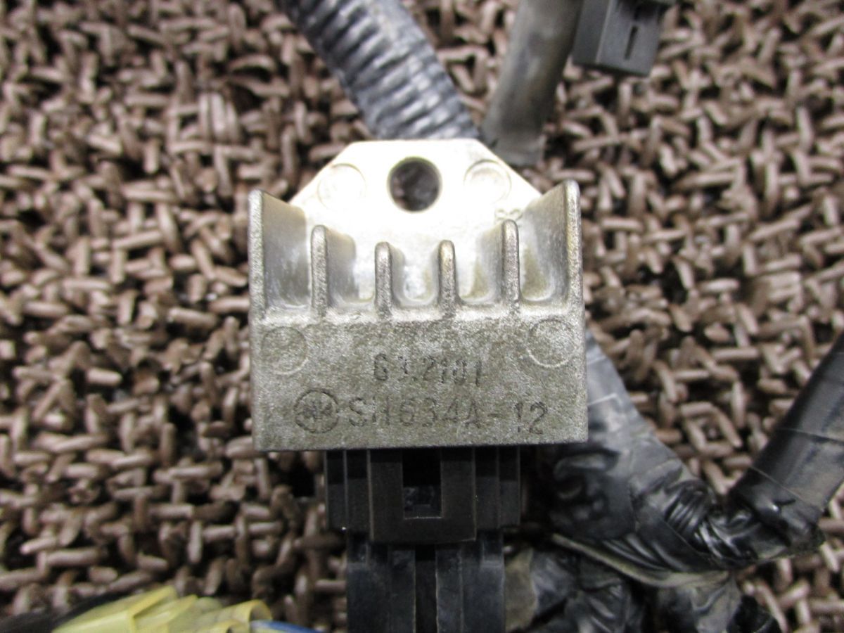 メインハーネス △Y801