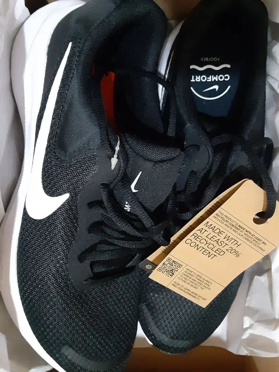 NIKE ナイキ ランニングシューズ 260 ー 265