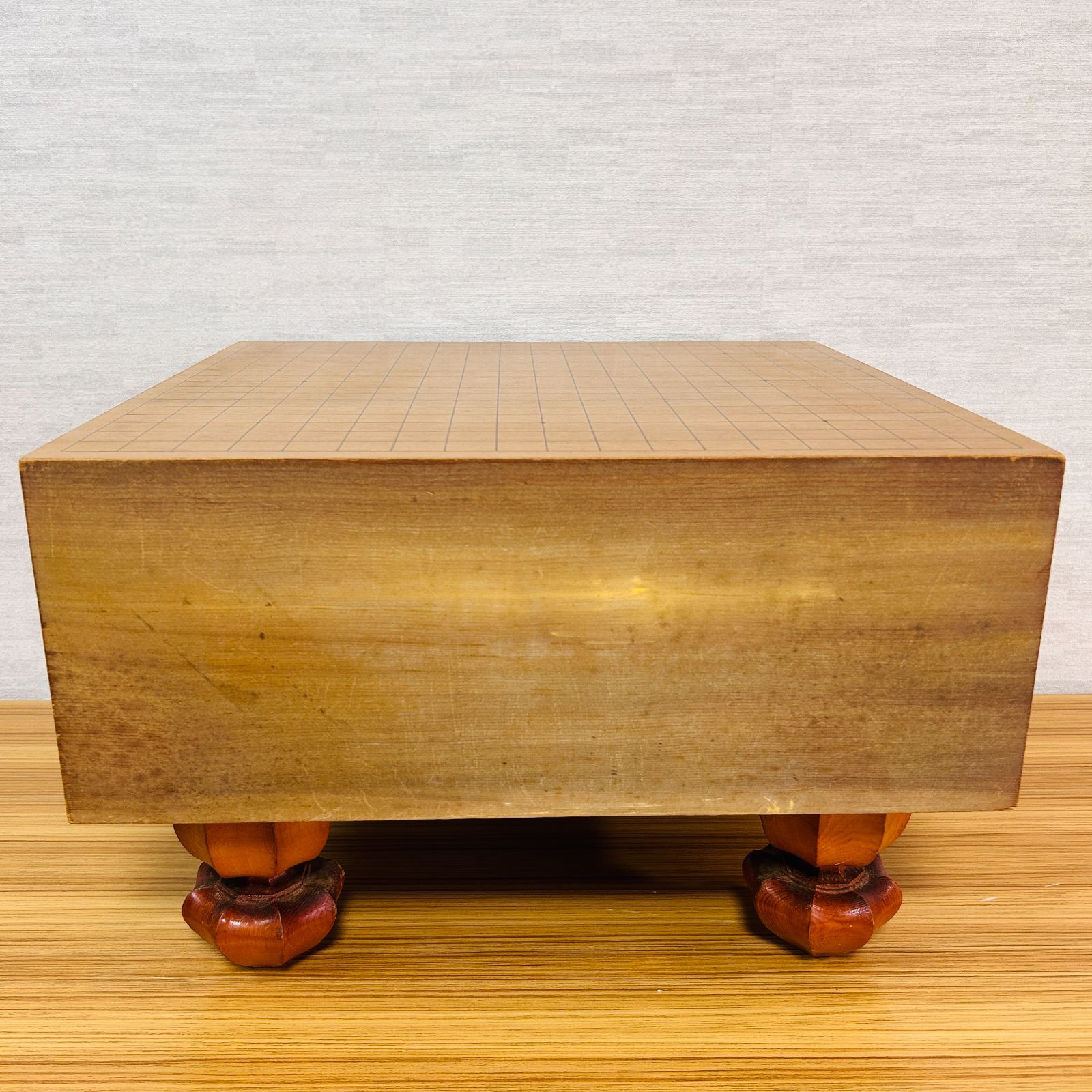 【昭和59年】脚付碁盤 天地柾 四方柾 柾目 ヘソ有り 19路盤 58号 囲碁 昭和59年】脚付碁盤 天地柾 四方柾 柾目 ヘソ有り 19路盤 58