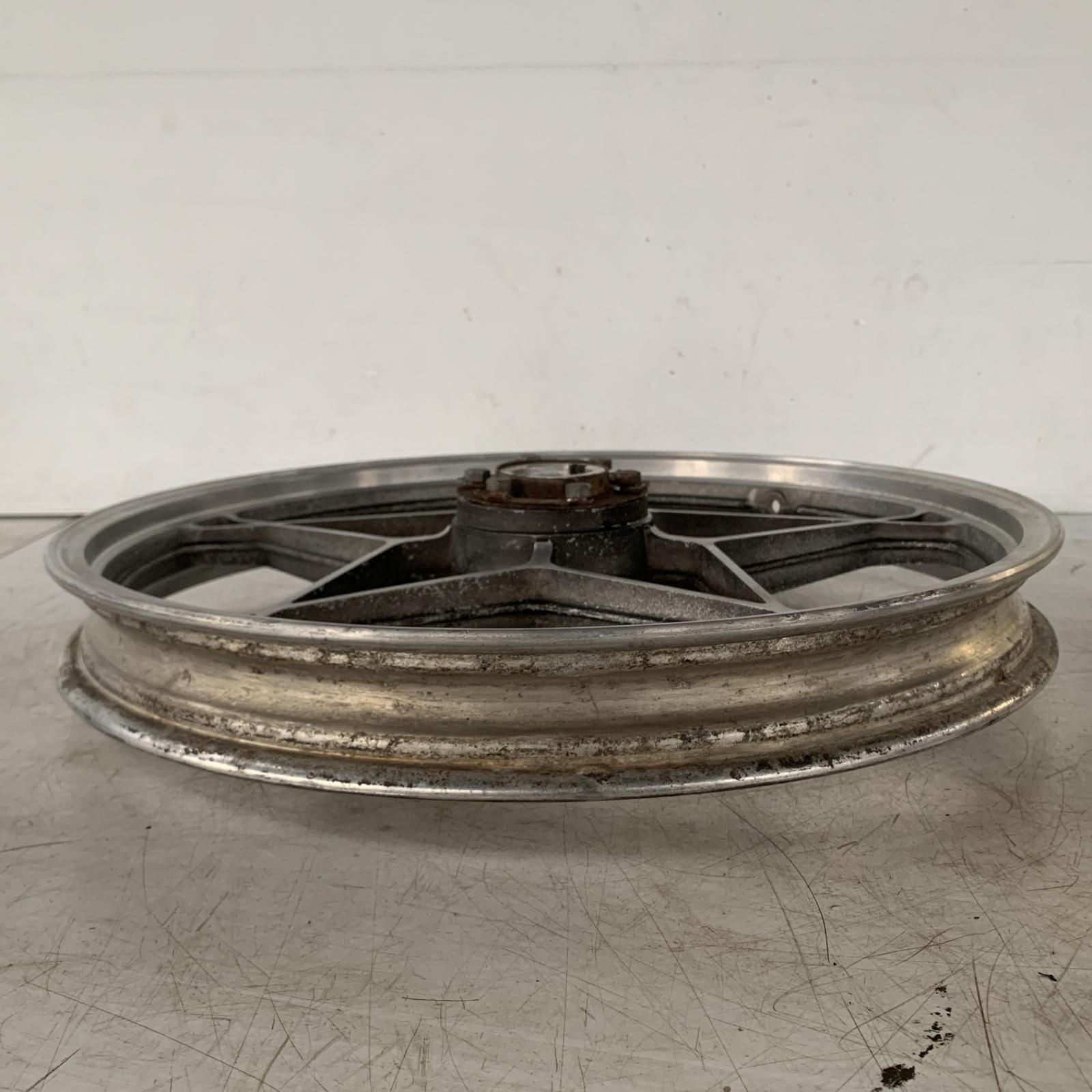 SUZUKI GSX250E フロントホイール