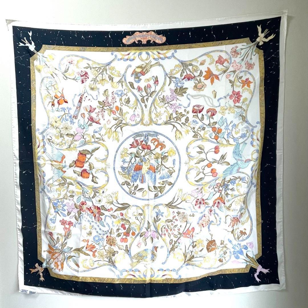 エルメス スカーフ カレ90 東洋の石と西洋の石細工 シルク FE343