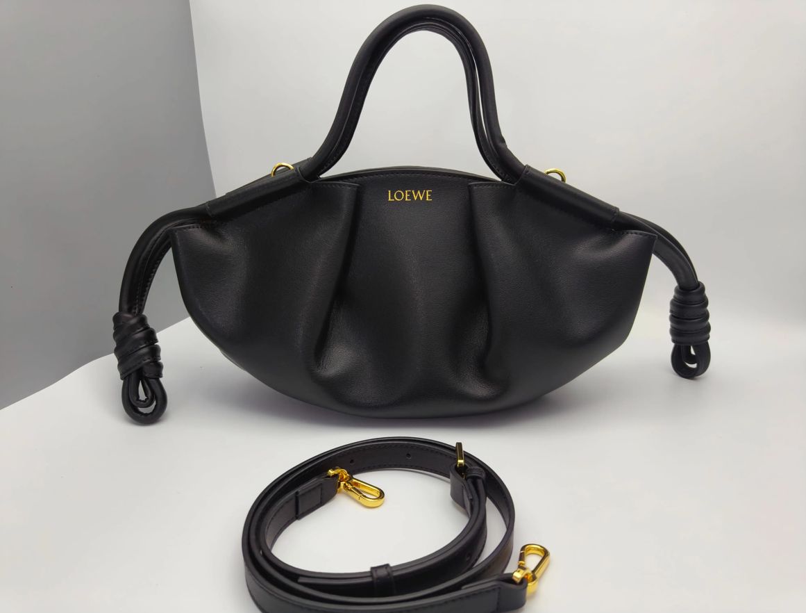 希少美品✨LOEWE ショルダーバッグ ハンドバッグ