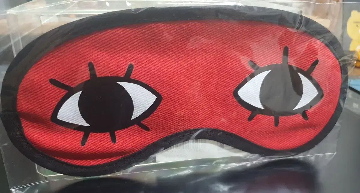 【雷市場（ポンジャン）商品韓国直送】 銀魂 沖田 総悟 アイマスク ／ 正規品 ジャンプショップ