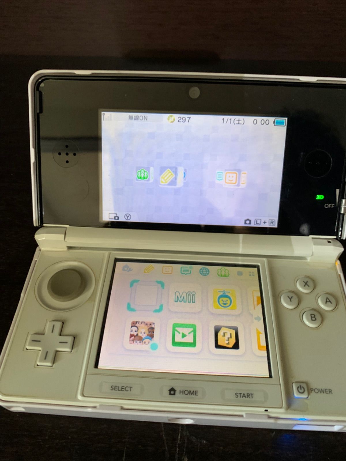 ニンテンドー3DS LL マリオホワイトニンテンドーDSl ite ソフト付き 