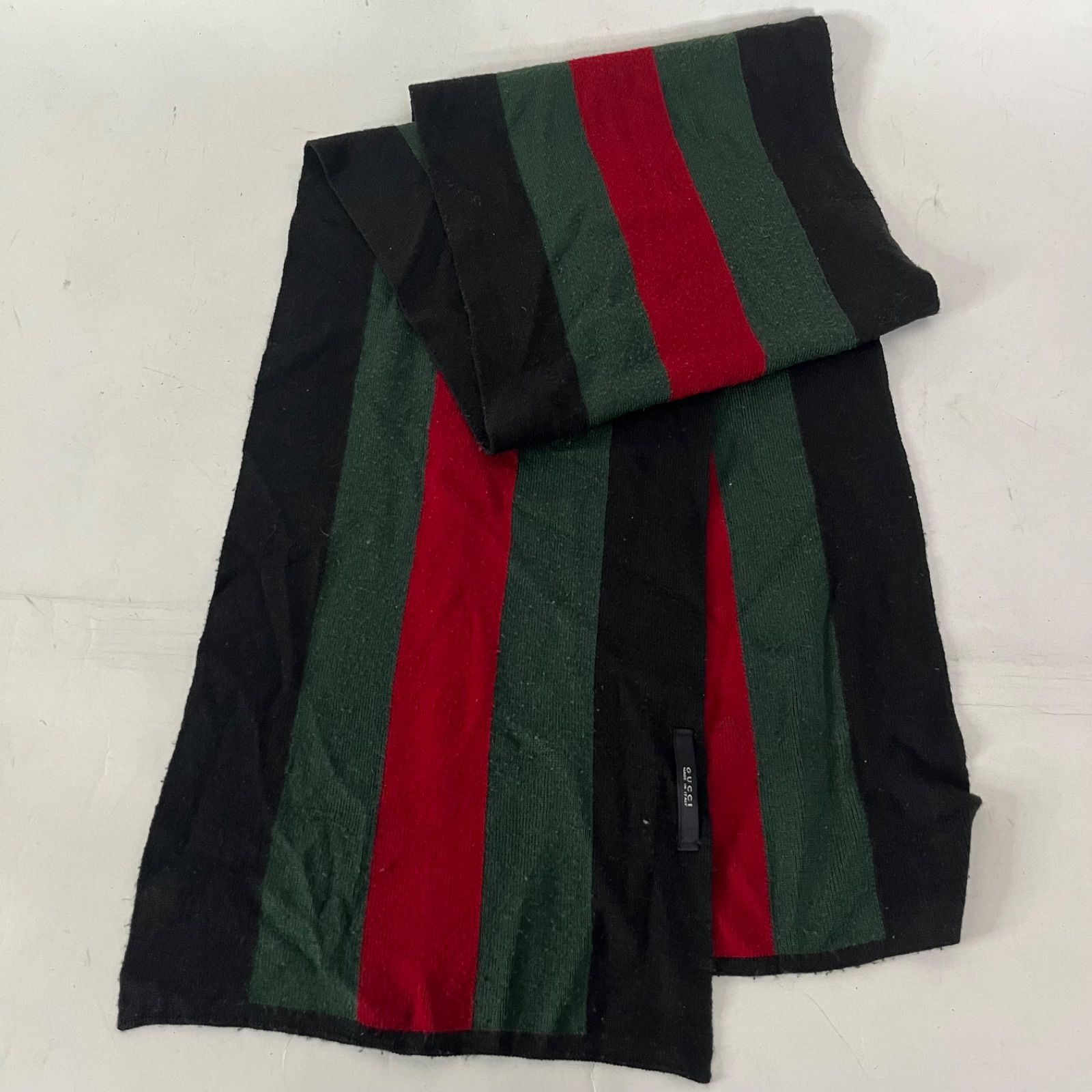 Gucci グレー レッド グリーン ストライプ マフラー 570603-3gb18-1.jpg
