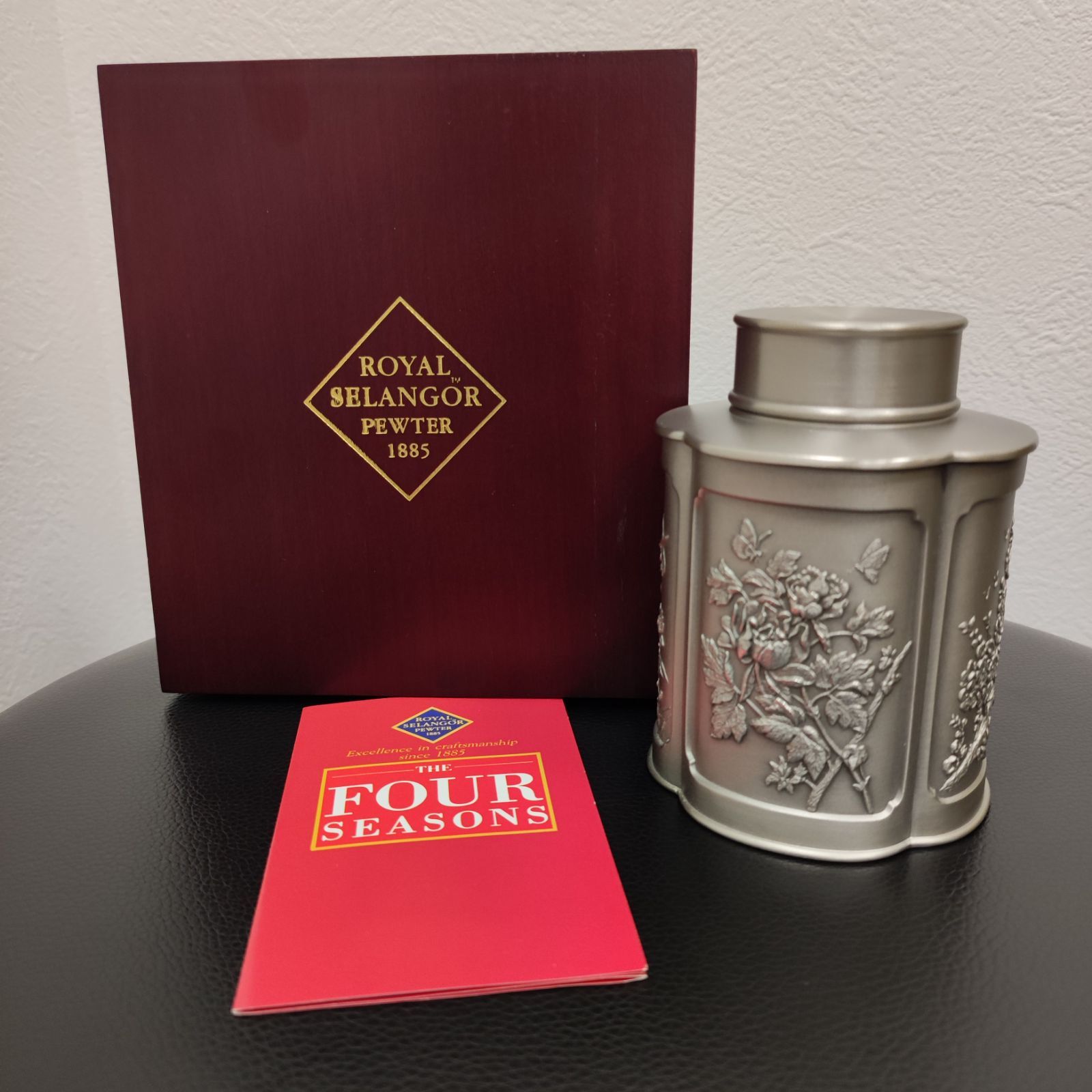 [未使用保管品] ロイヤルセランゴール 錫製 茶筒 茶壺 四季 箱付き ROYAL SELANGOR PEWTER 金属工芸 茶道具 アンティーク