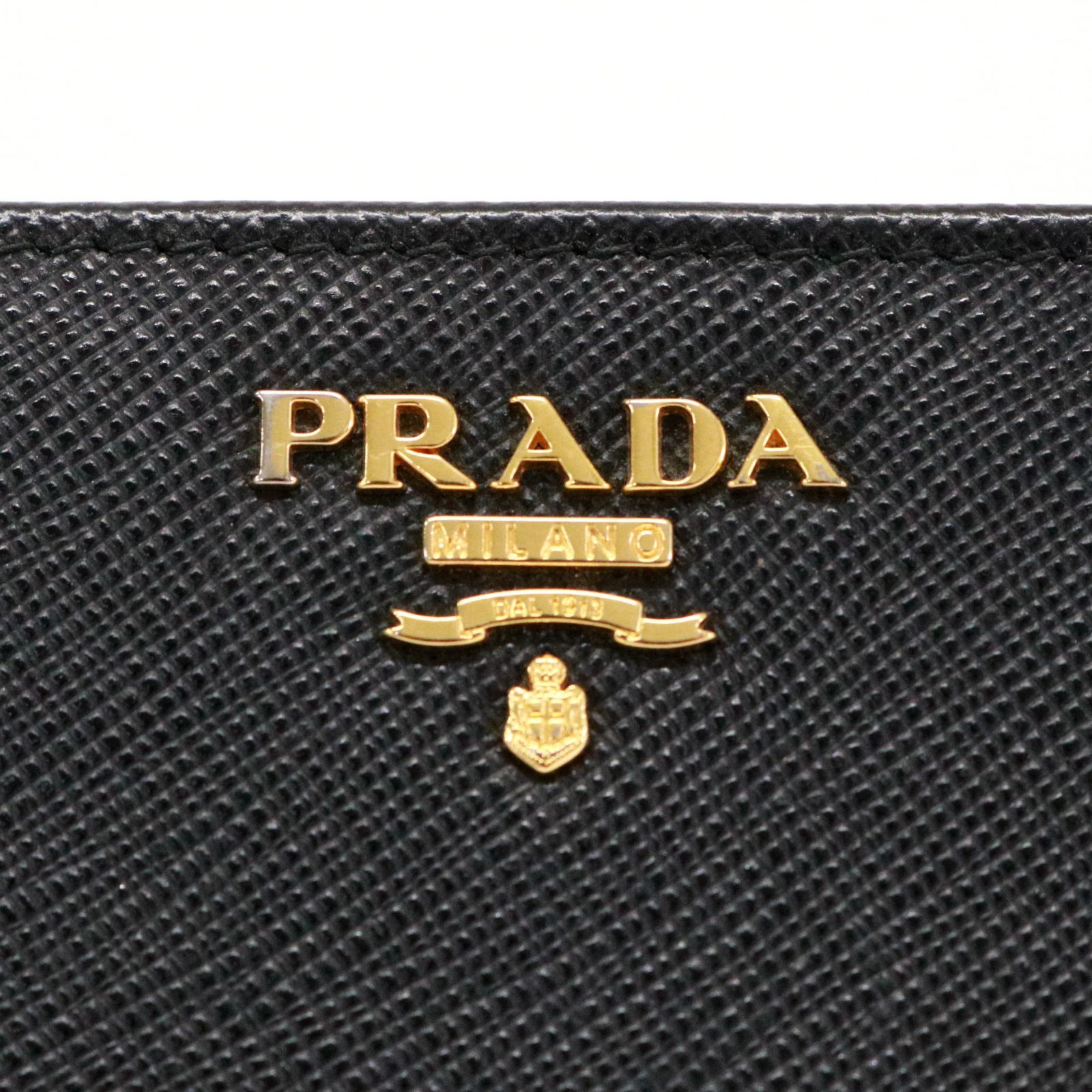 未使用】プラダ マネークリップ トライアングルロゴ サフィアーノ