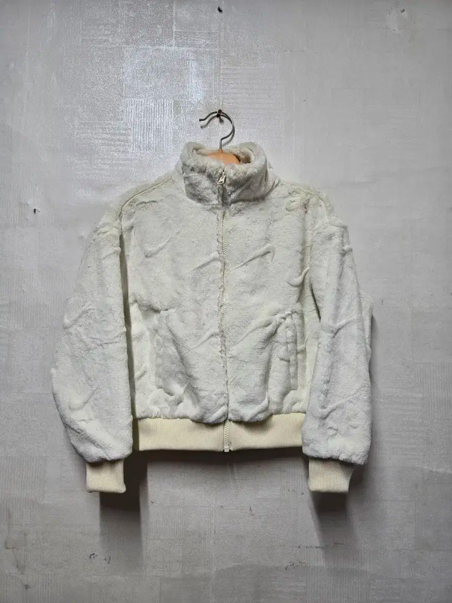 ナイキ キッズ スウッシュ フリース ジャケット S 8-10歳