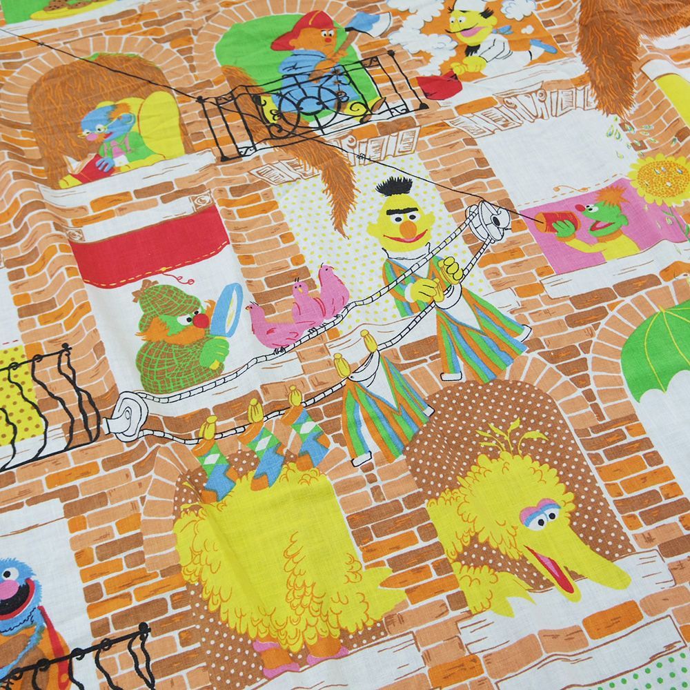 ヴィンテージシーツ ディズニー セサミストリート 生地 ハンドメイド リメイク 入園 入学 イベント/A3