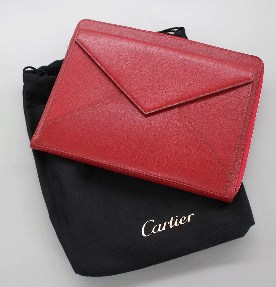 【新品】カルティエ　タブレットケース　レッド　箱付き Cartier カルティエ タブレットケース レ マスト レッド