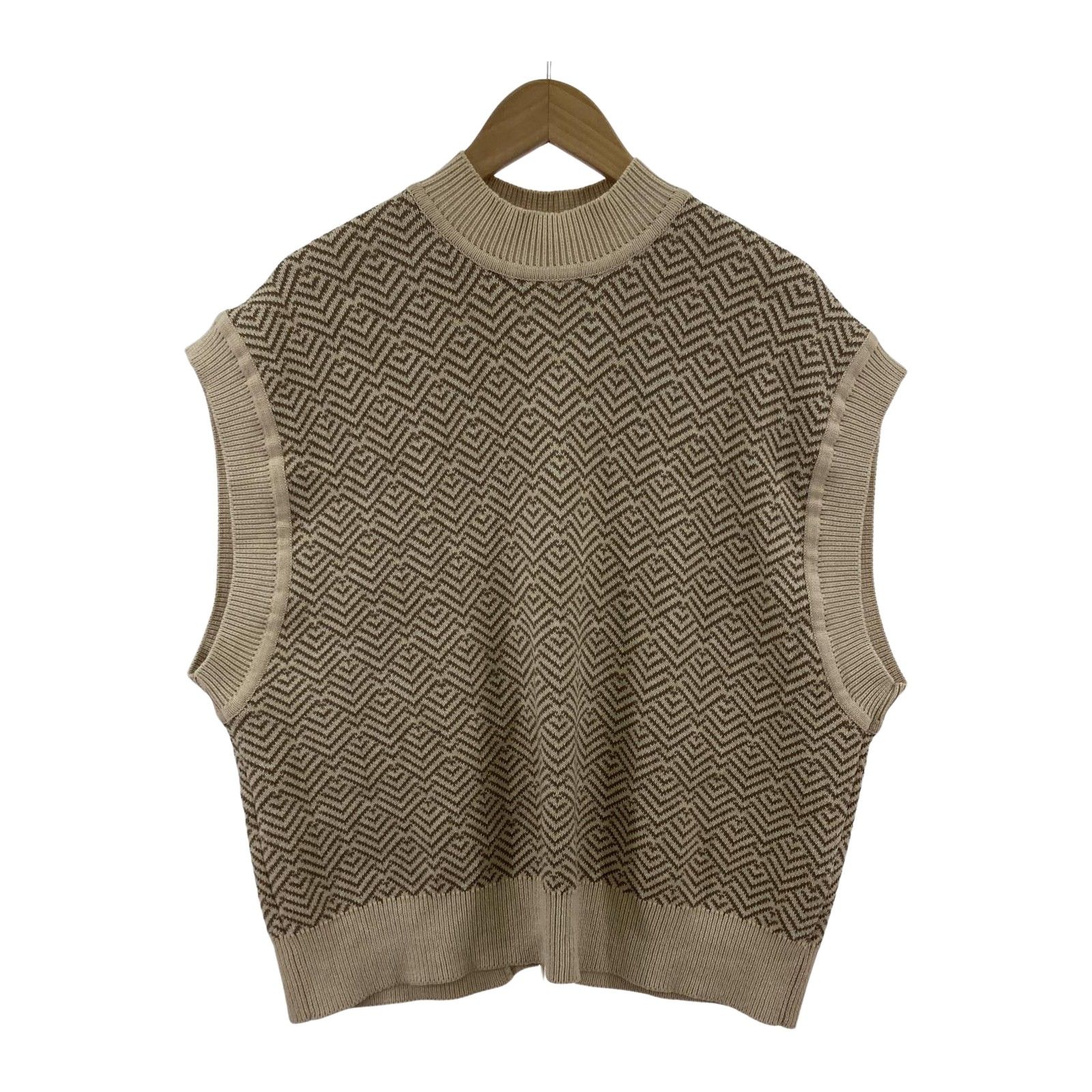 CLANE クラネ バックスリット ニットベスト size1/ベージュ系