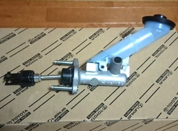 JZA80 スープラ クラッチマスターシリンダー TOYOTA 純正 スープラ 右ハンドル JZA80 1JZ / 2JZGTE クラッチ