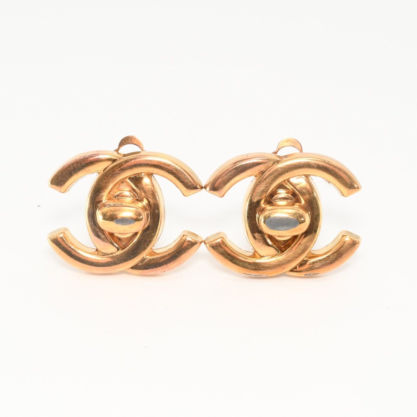 CHANEL シャネル ココマーク ターンロック 97P イヤリング ゴールド 