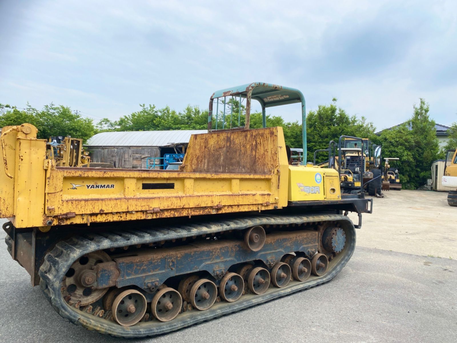 アワメーター2568.4】ヤンマー(YANMAR)C50R-3A クローラーダンプ