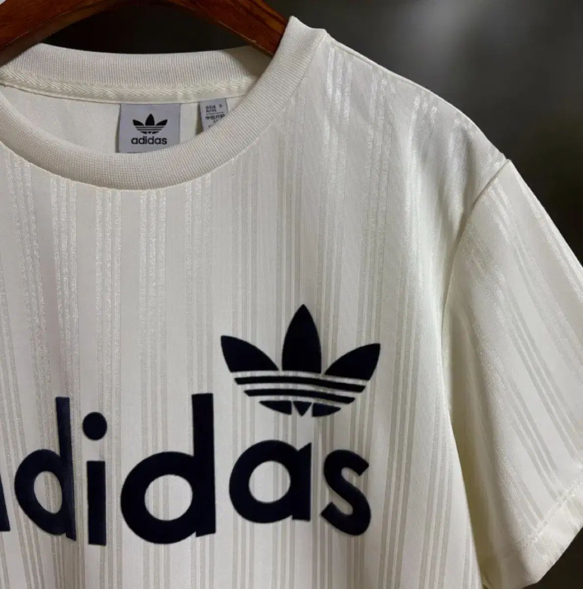 adidas アディダス