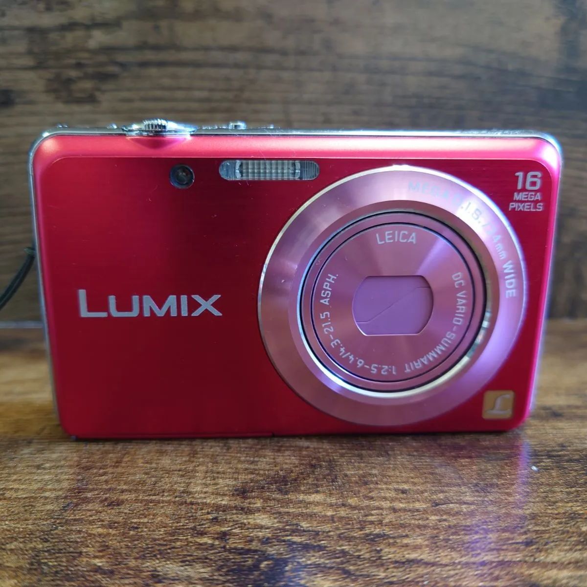 Panasonic LUMIX DMC-FH8 ピンク Panasonic LUMIX DMC-FH8