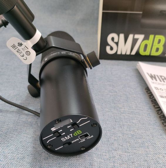 新品未開封 SHURE sm7db ダイナミックマイク - メルカリ