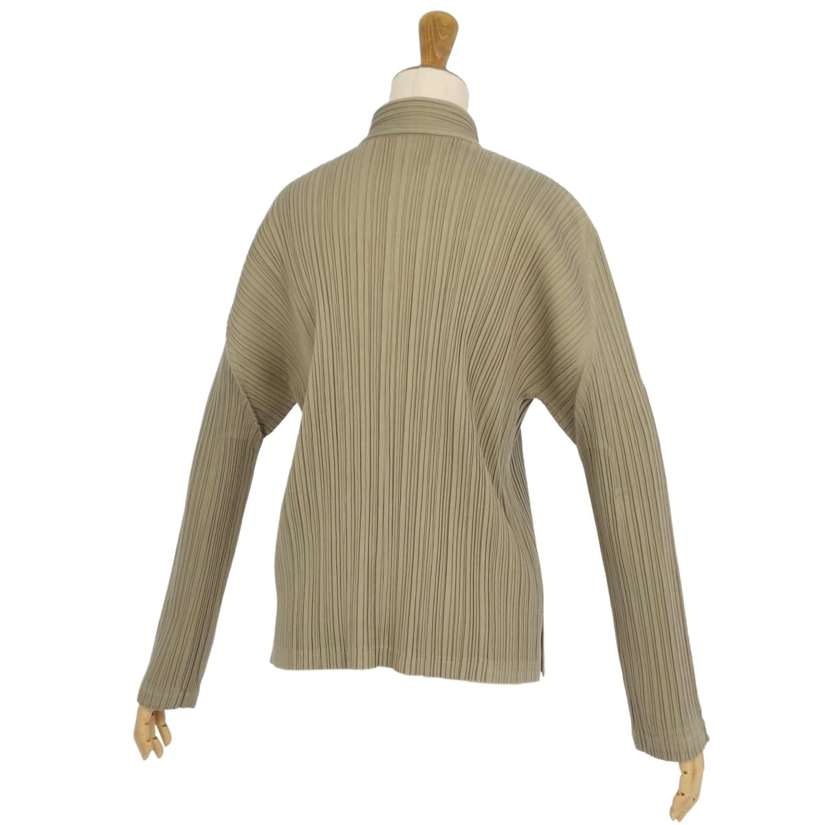 PLEATS