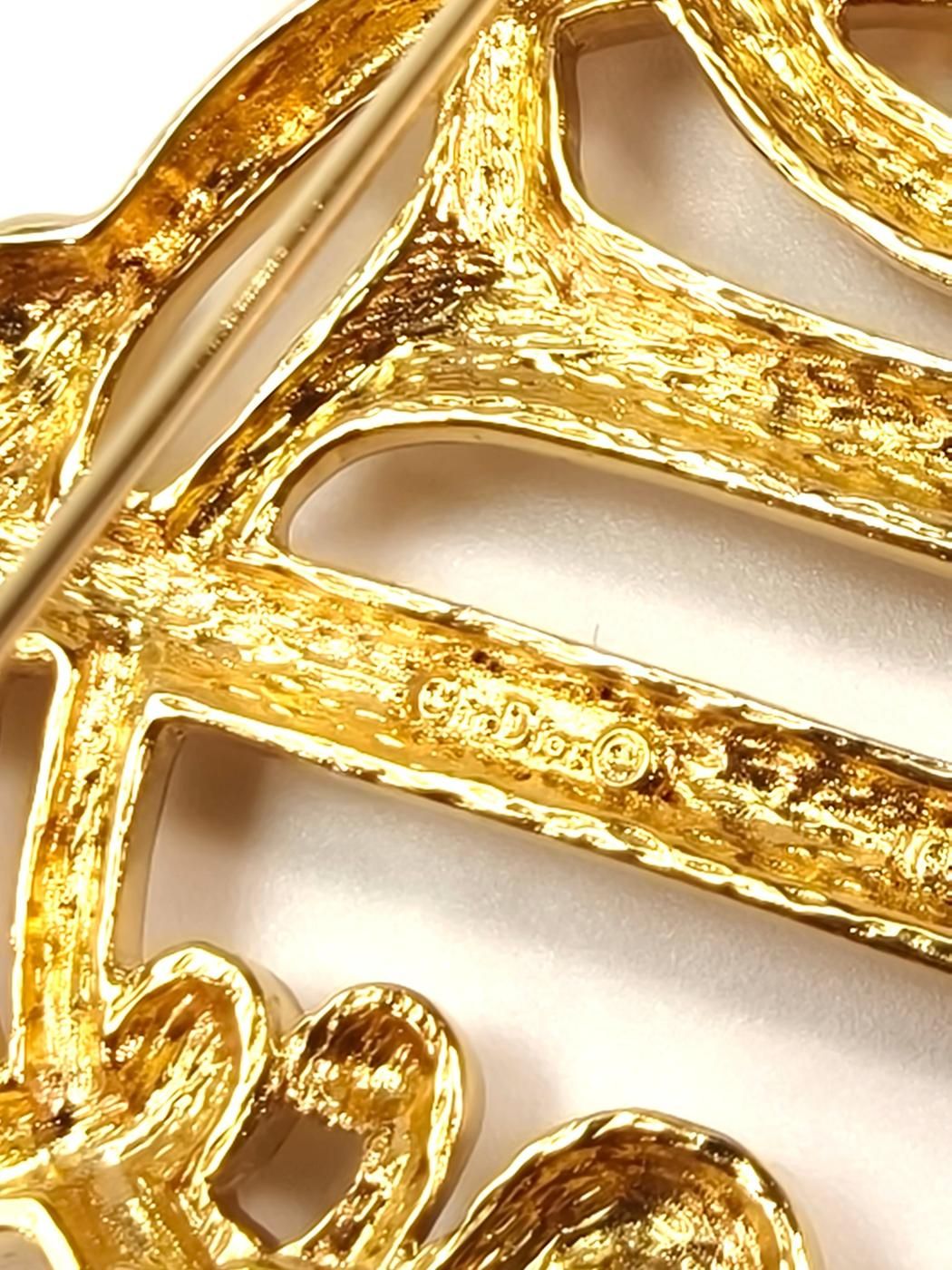 Christian Dior クリスチャン ディオール ブローチ エンブレム