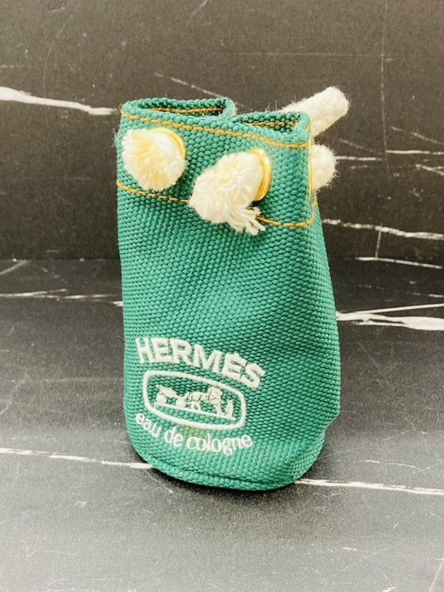 HERMES エルメス グリーン キャンバス ポーチ 巾着 非売品 ノベルティ