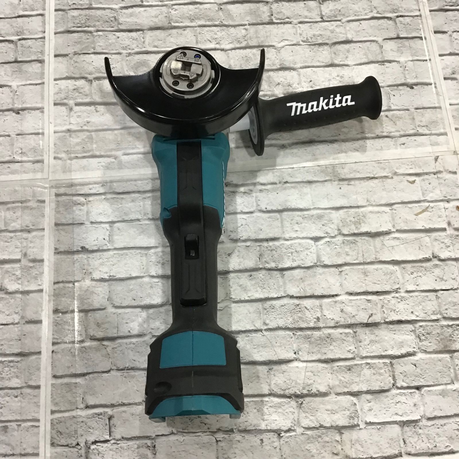 ☆マキタ(makita) 125mmコードレスディスクグラインダ GA520DZ【川口店 