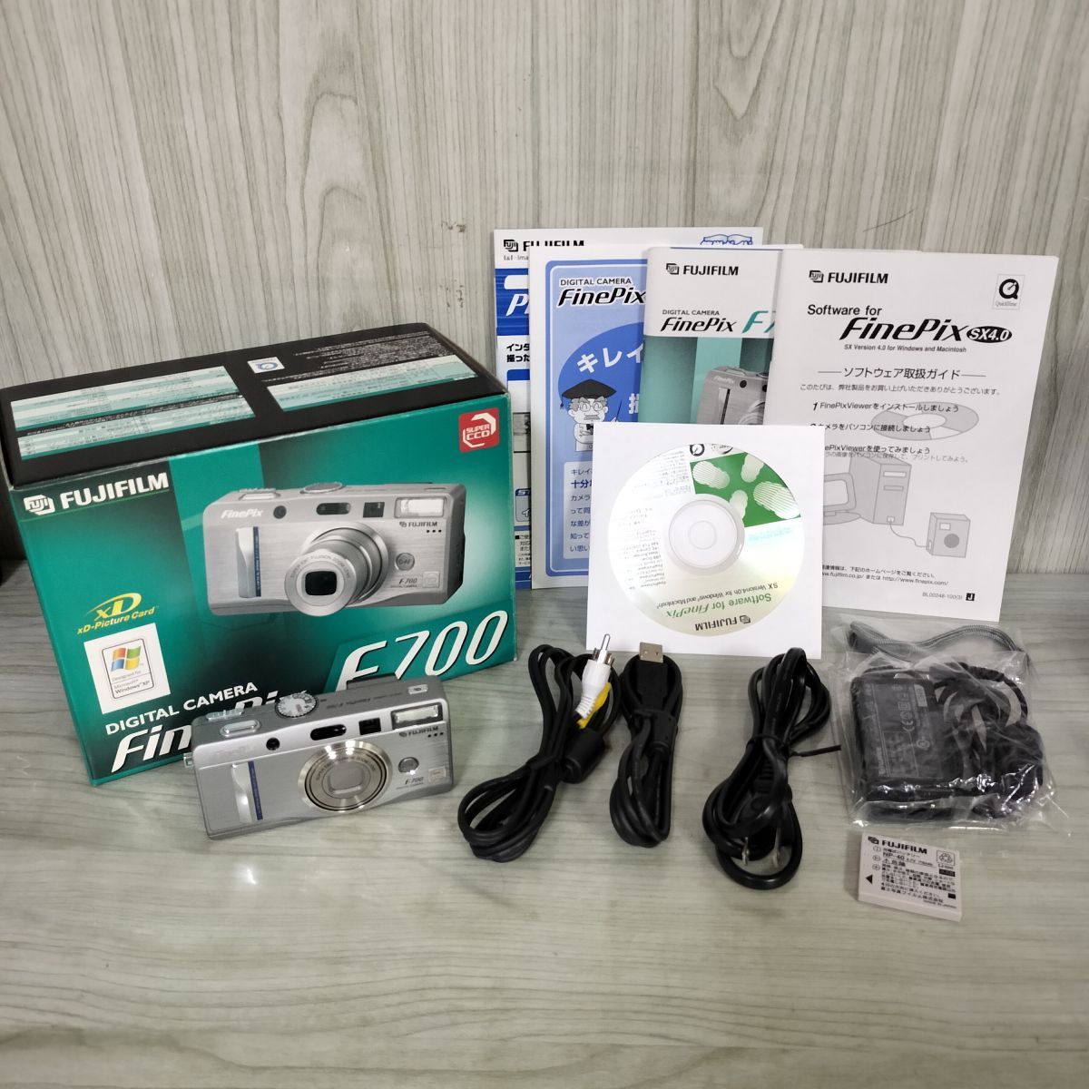 Fujifilm Finepix F40fd通電確認済み　レンズエラー　ジャンク Yahoo!オークション -「エラー」(富士フイルム) (コンパクト