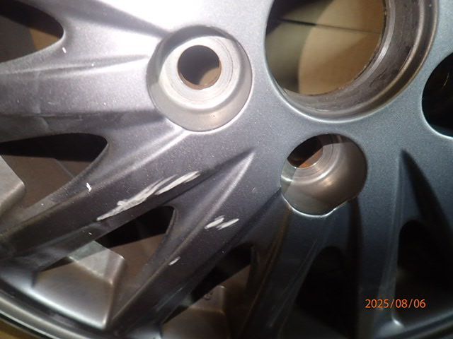トヨタ　80エスクァイア　純正15インチホイール　1本 セール！！今のうち!エスクァイア80系 15インチ純正ホイール4本込
