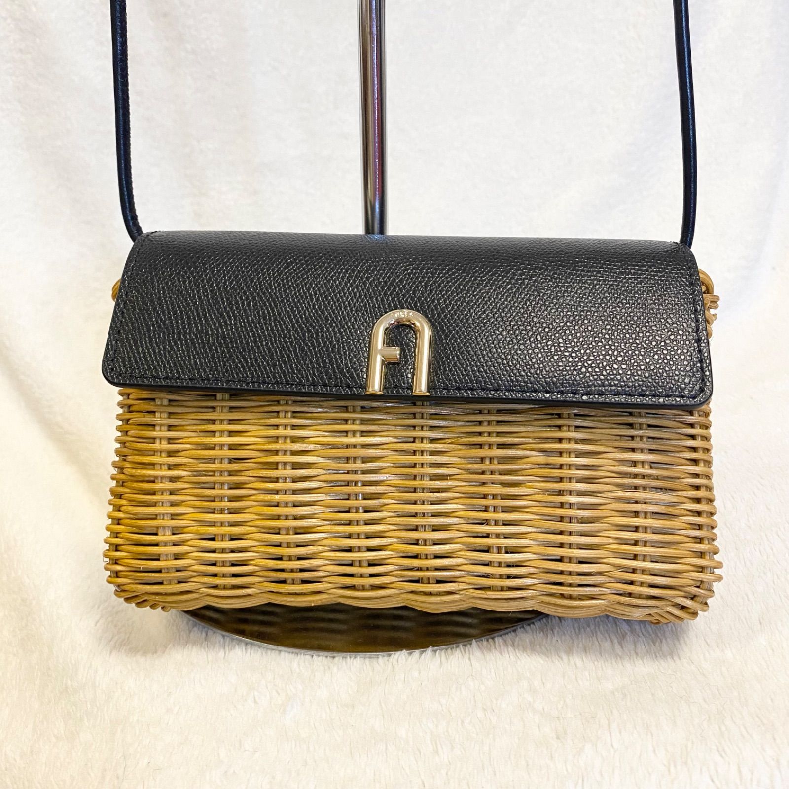 FURLA DIAMANTE MINI CROSSBODY ショルダーバッグ カゴバッグ 黒 Shoulder Bag MINI NERO Furla Diamante | Furla US