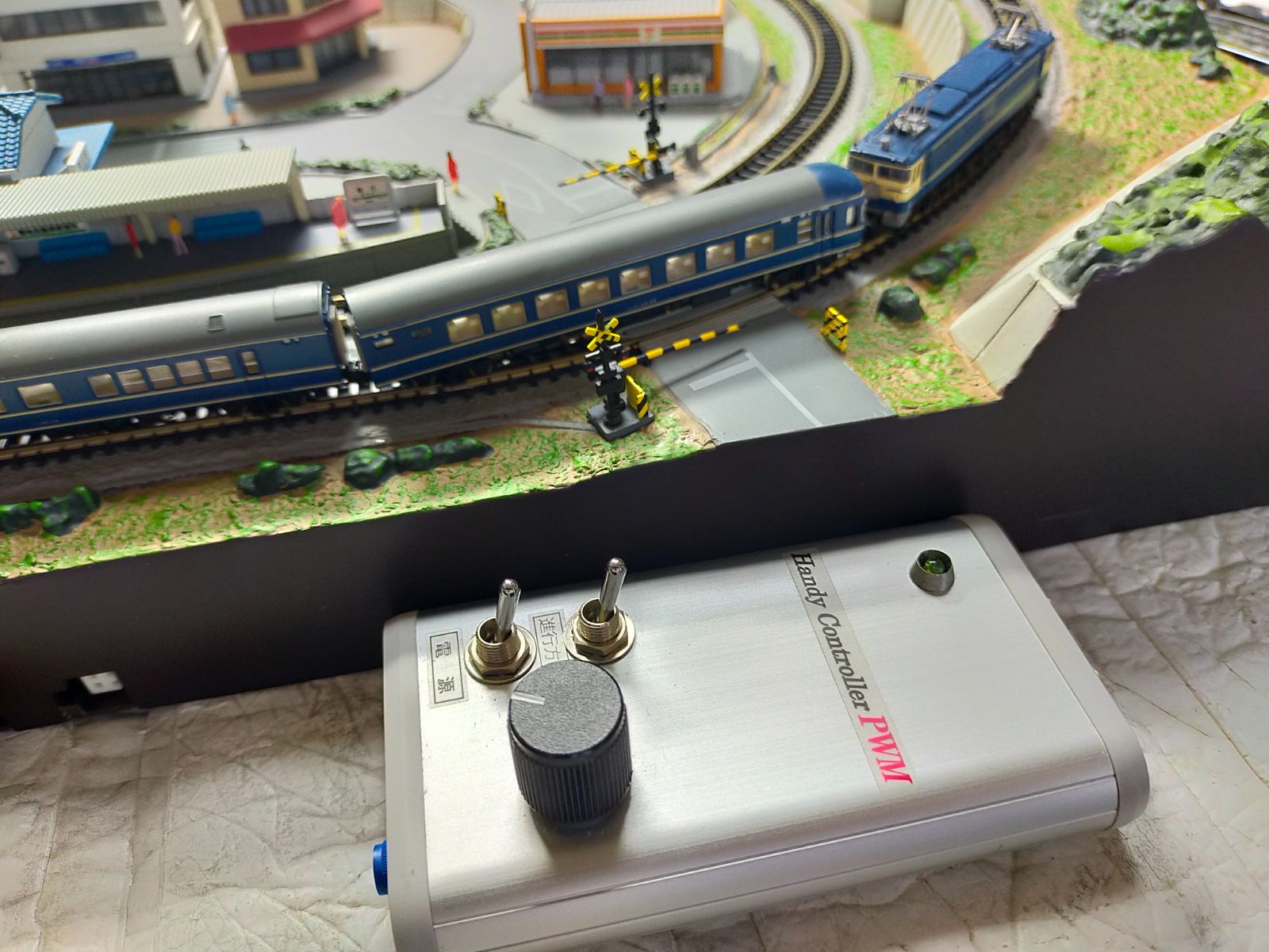 電車でGO!コントローラ」で鉄道模型用パワーパック(M450)自作品 電車でGO