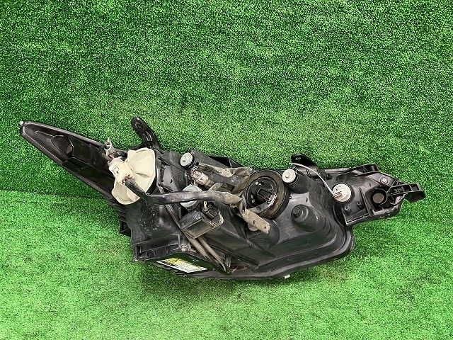 エスティマ AHR20W 左ヘッドランプ ヘッドライト G コイト 28-187 81185-28B20 9AE
