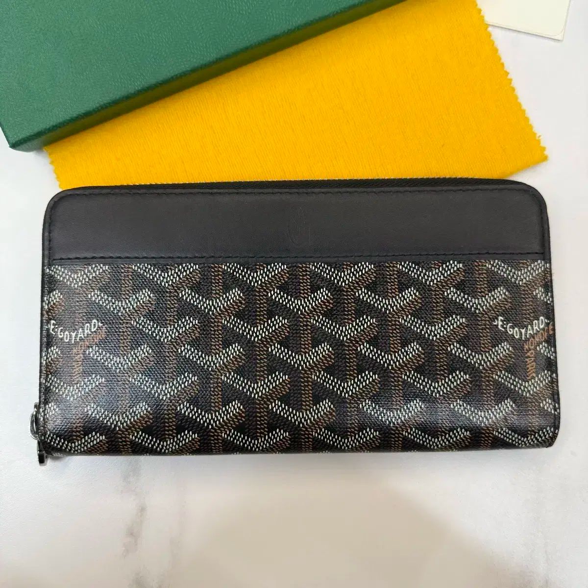 美品】ゴヤール 長財布 ラウンドファスナー マティニョン GM グレー GOYARD (ゴヤール) マティニョンGM ラウンドファスナー長財布