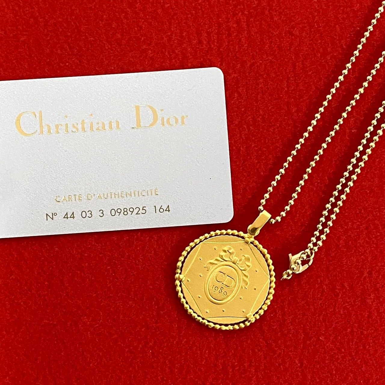 （セール）開催中 人気ブランドも続々プライス 極美品！ディオール DIORネックレスコインモチーフリーフサークル アクセサリー