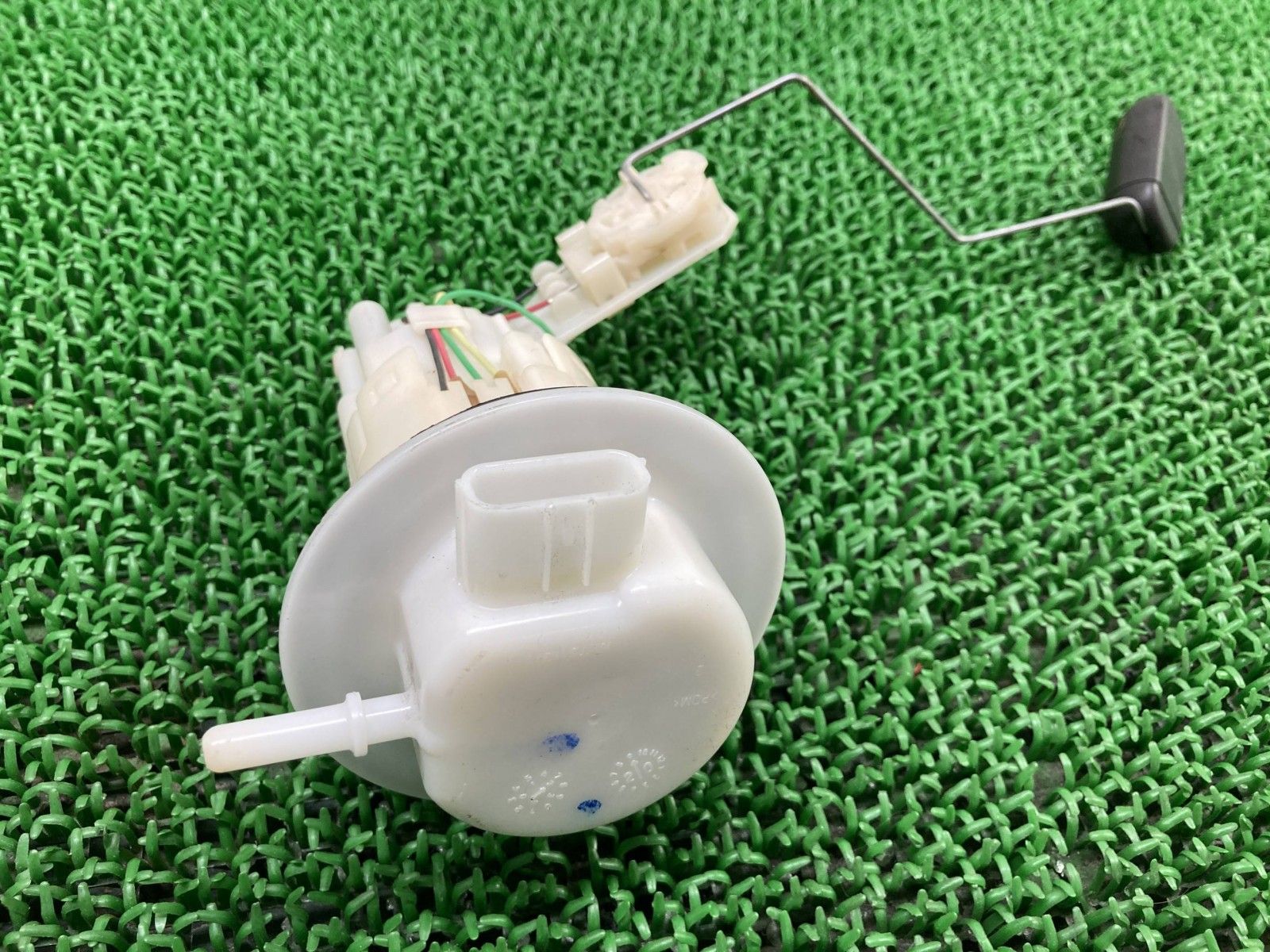 CBF125R フューエルポンプ KVCW ホンダ 純正 バイク 部品 PCJ72 フューエルセンサー 燃料ポンプ 機能的問題なし 品薄 oZ