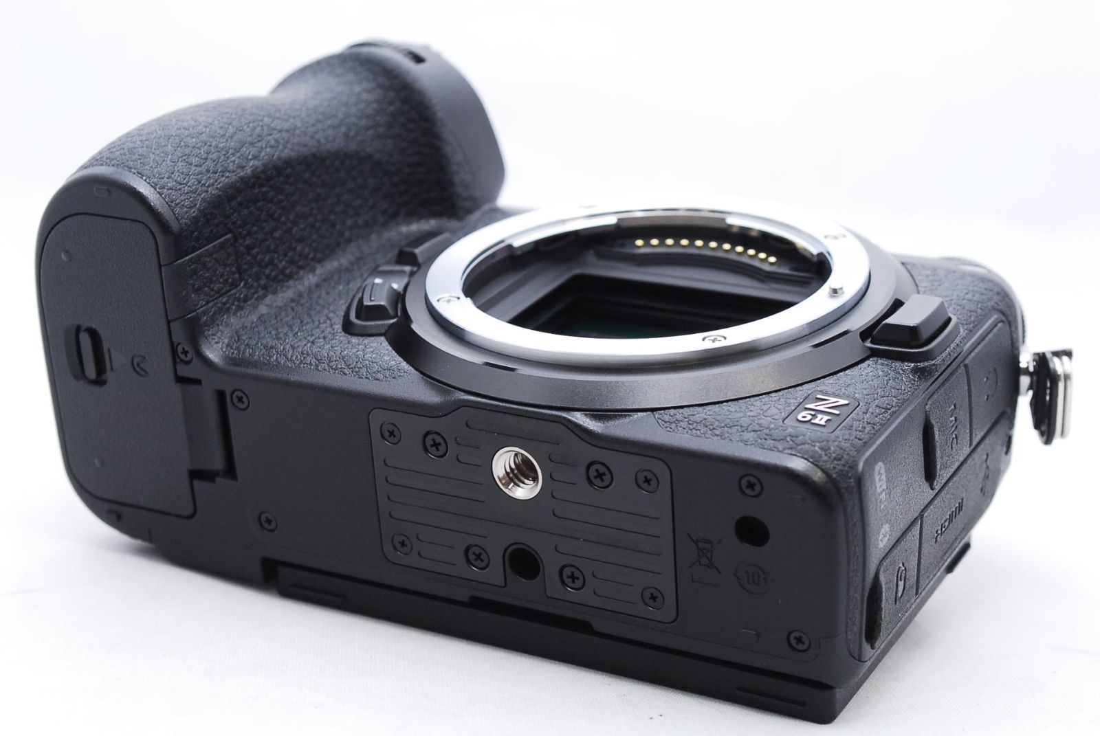 ☆ショット数16,774回・極上品☆ Nikon ミラーレスカメラ 一眼 Z7