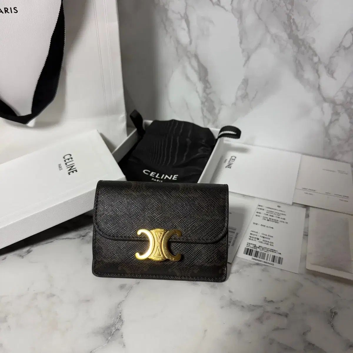 Celine セリーヌ トリオンフ カードウォレット 付属品完備
