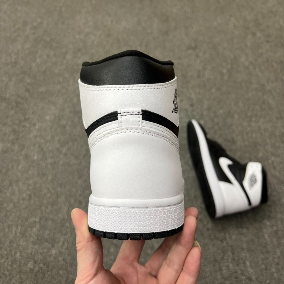 NIKE Air Jordan 1 ブラック/ホワイト 新品タグ付き　29㎝ JORDAN BRAND WMNS AIR JORDAN 1 LOW SE METALLIC ZINC/METALLIC