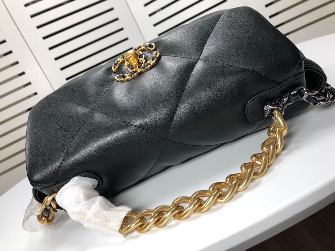 CHANEL シャネル ショルダーバッグ